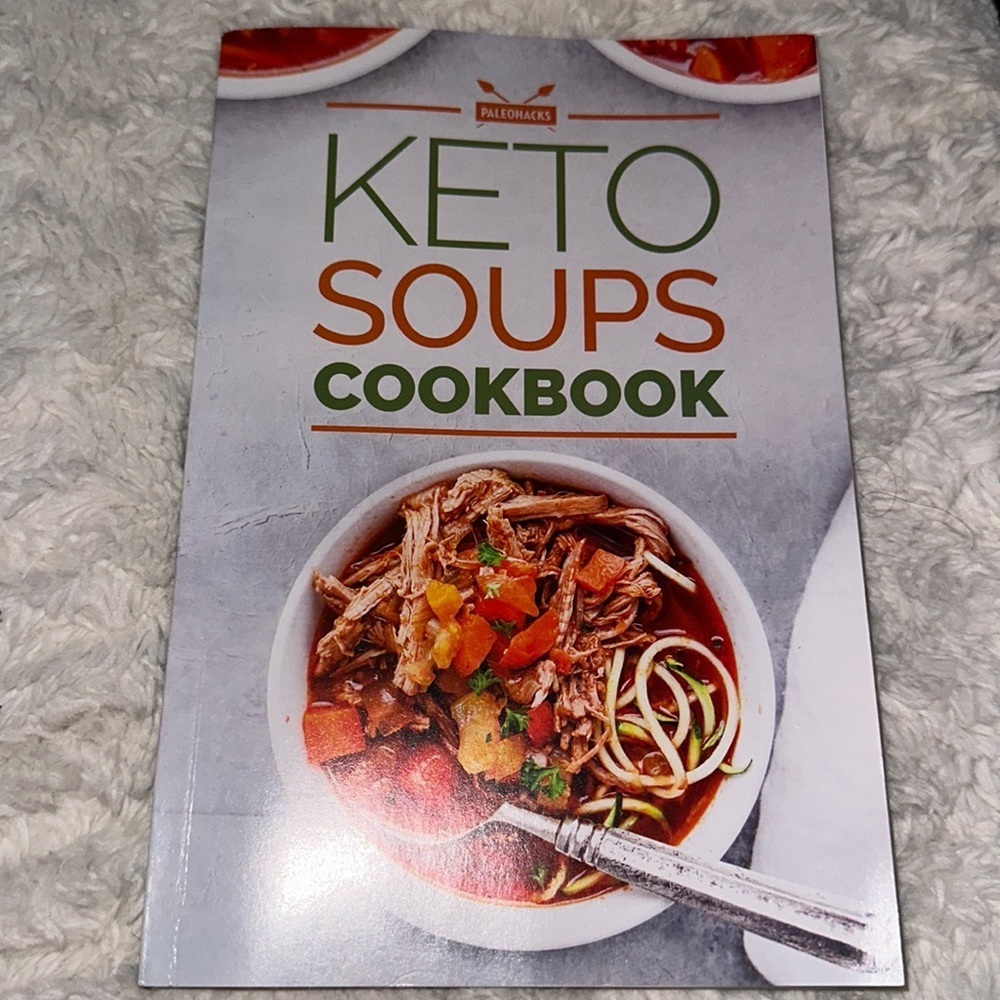 Keto soups‎ cookbook